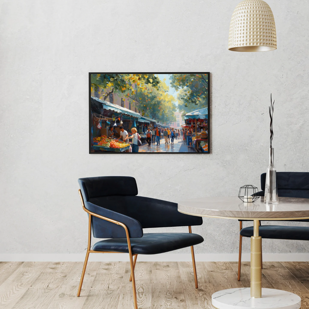Boerenmarkt canvas schilderij aan witte muur boven zwarte eettafel met stoelen en vloerlamp in moderne eetkamer — impressionistische wanddecoratie