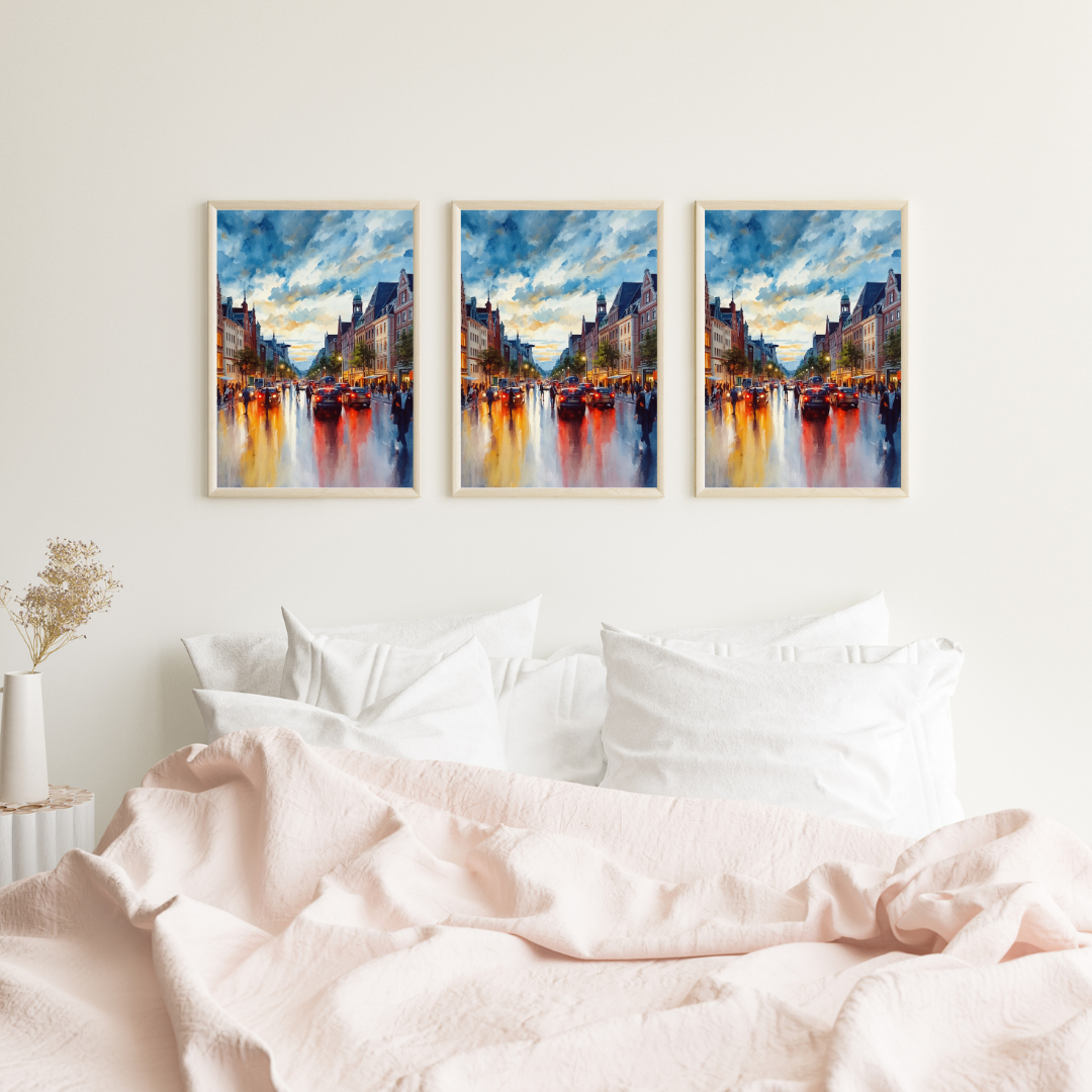 Groningen regenstraat schilderij als triptiek in houten lijsten aan witte muur boven wit bed met witte kussens in slaapkamer – wall art print

