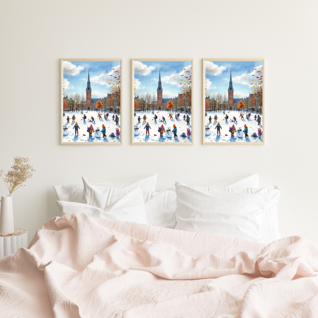 Dordrecht schaatsfeest schilderij als set van drie in witte lijst aan roze muur boven roze bank met witte kussens en roze bloemen – aquarel wall art woonkamer
