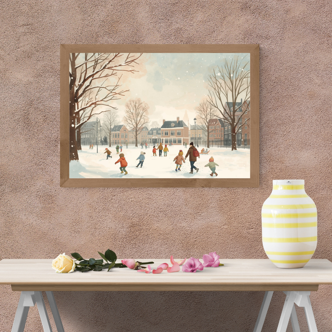 Dordrecht sneeuwspel schilderij in witte lijst aan roze muur boven roze sidetable met witte vaas en kleine decoratie – aquarel wall art woonkamer
