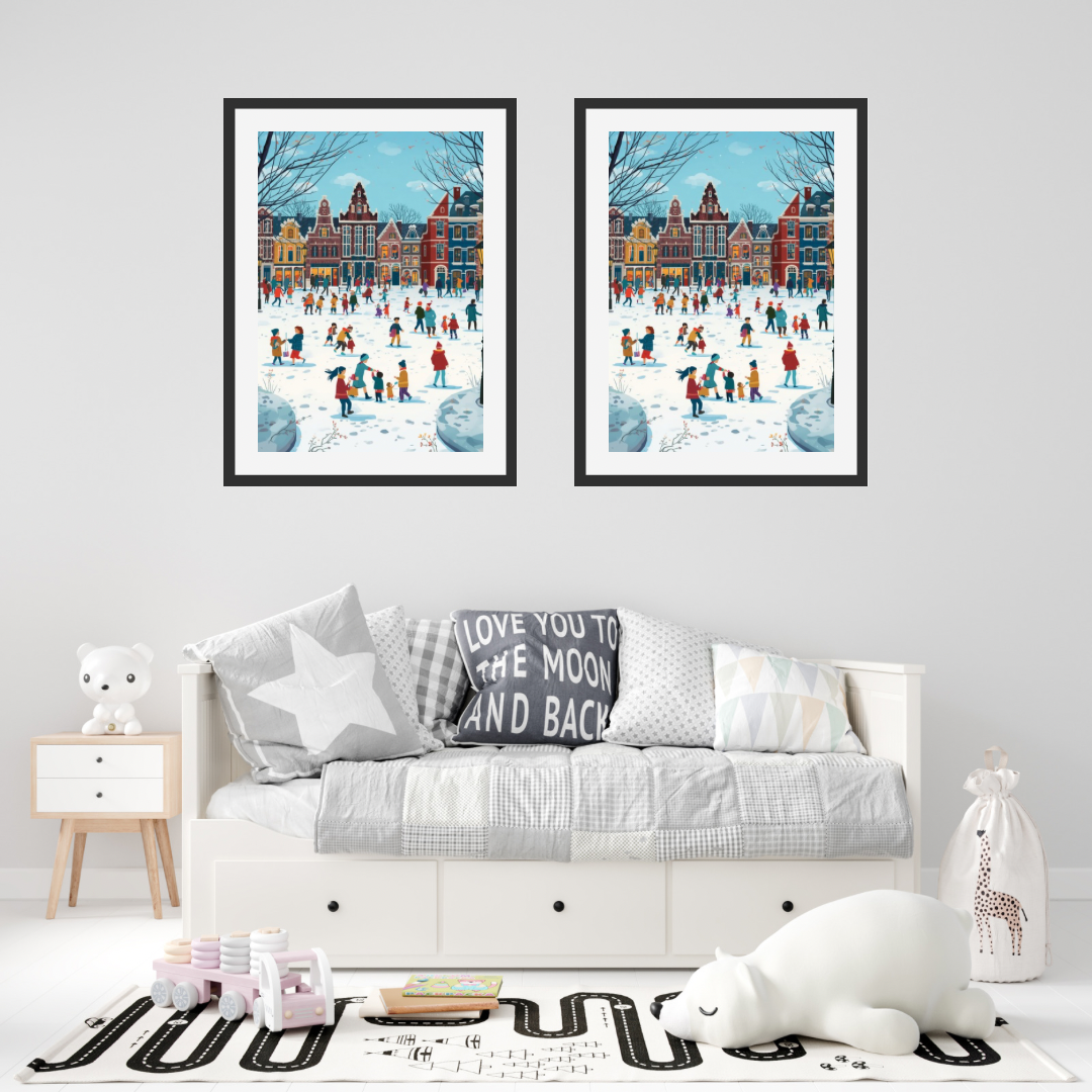Winter sneeuwfeest schilderij als set van twee in zwarte lijst aan witte muur boven witte bank met grijze kussens en witte tafellamp – aquarel wall art woonkamer
