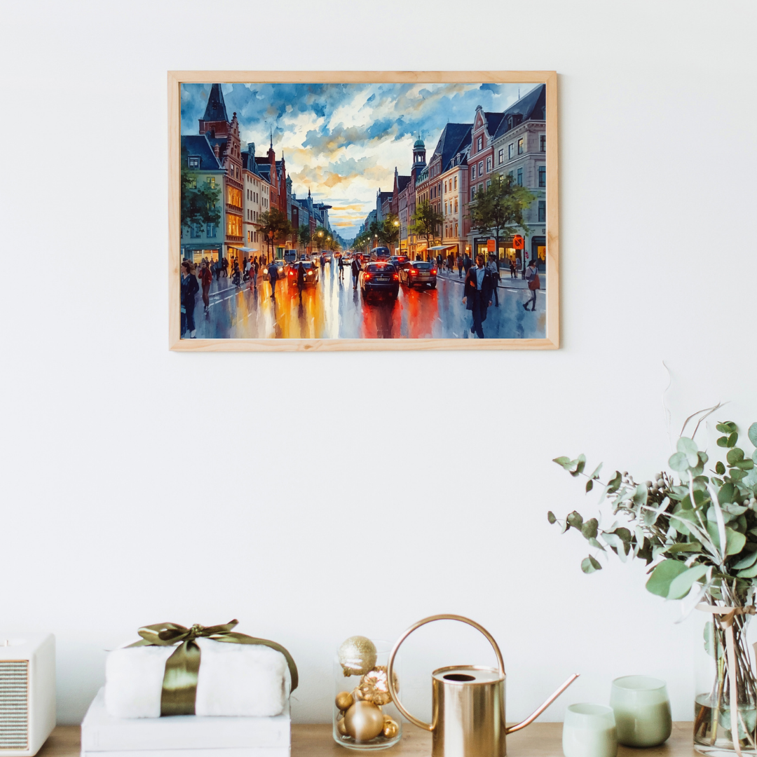 Groningen regenstraat schilderij in houten lijst aan witte muur naast theepot en decoratieve objecten op witte keukenplank – wall art print interieur
