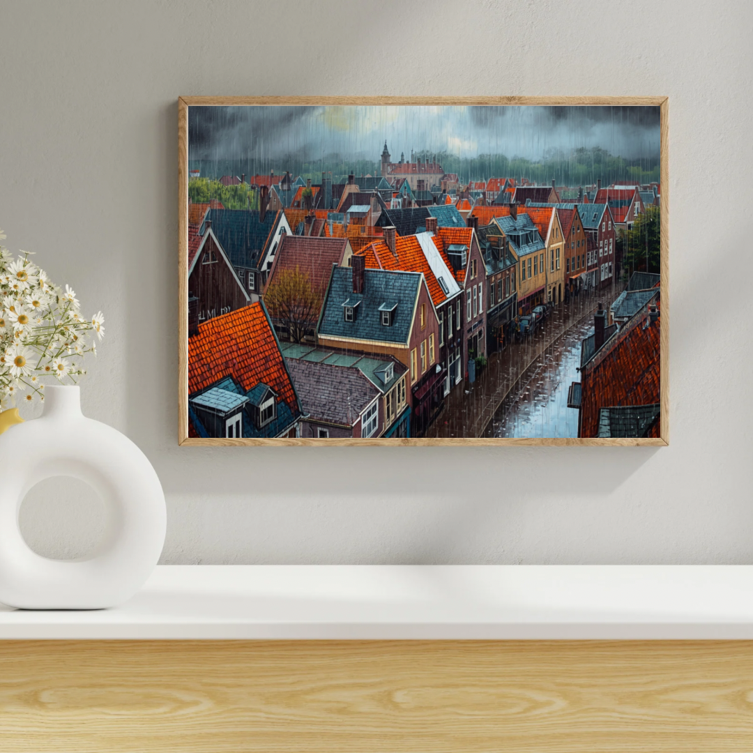 Regenachtige Nederlandse gracht rode daken schilderij in houten lijst staand op houten vloer naast witte vaas met droogbloemen en witte consoletafel – wall art print hal
