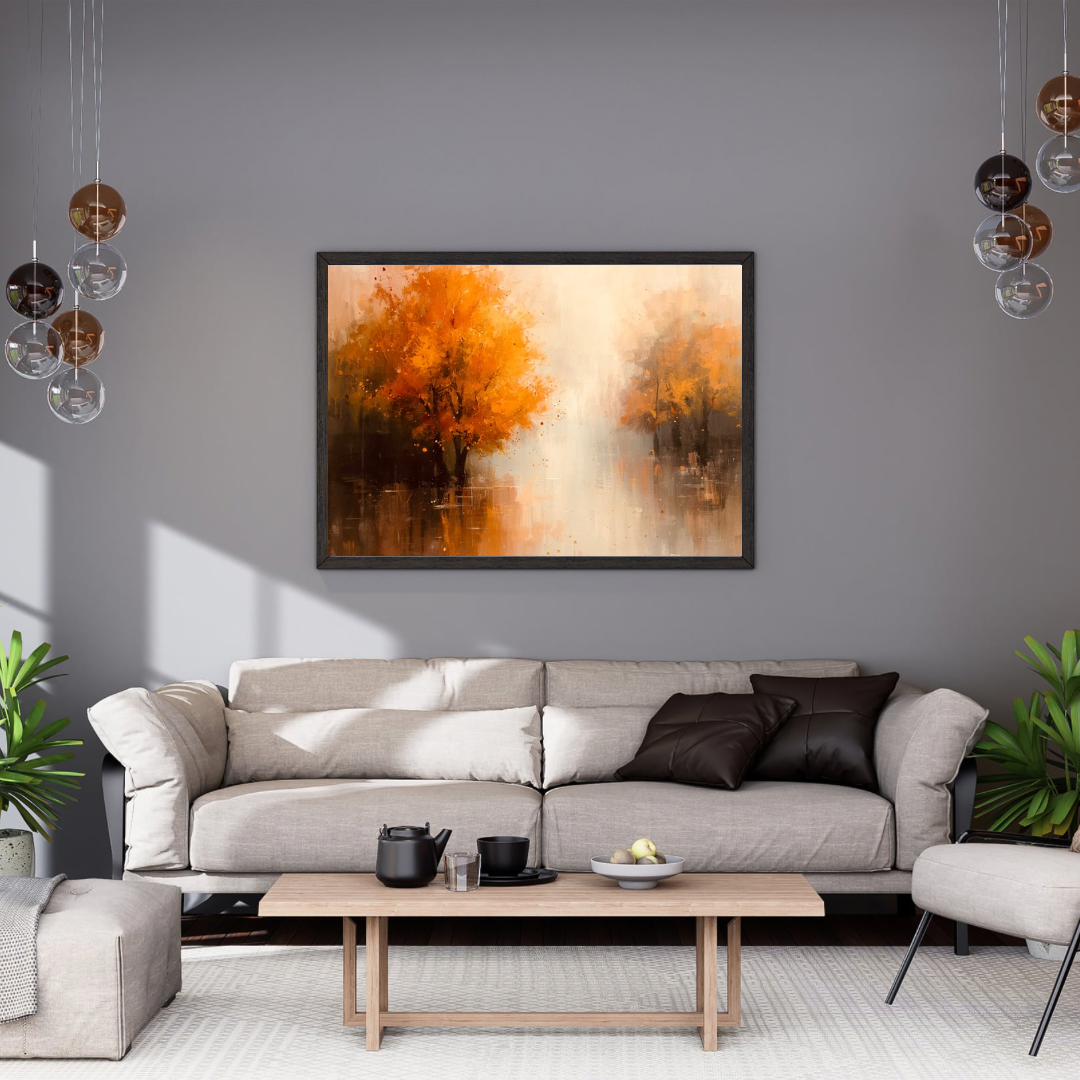 Romantisch herfstlandschap oranje gouden bomen waterreflecties schilderij in zwarte lijst aan grijze muur boven lichtgrijze bank met donkere kussens en witte marmeren salontafel – woonkamer schilderij
