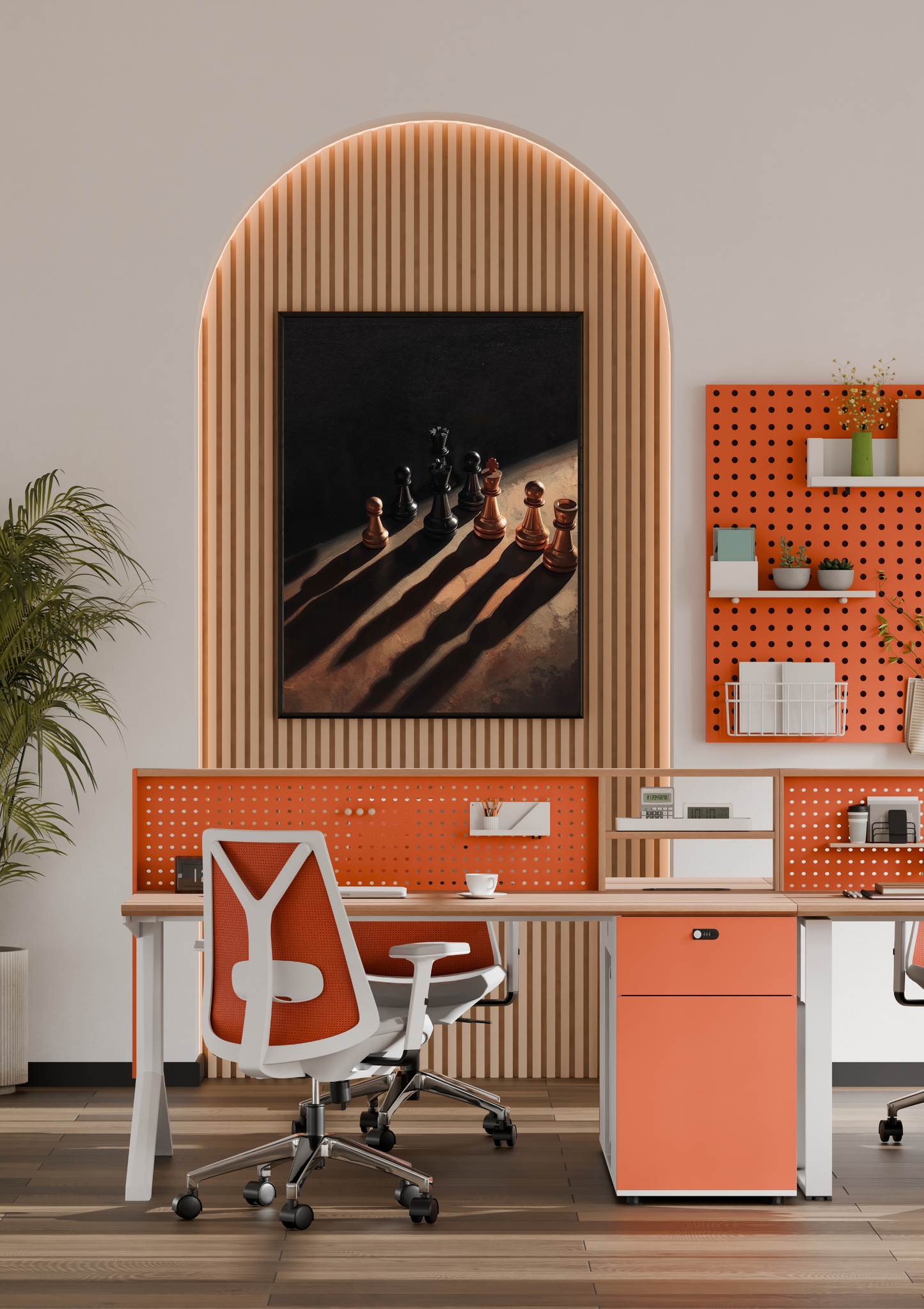 Schaakstukken confrontatie schilderij in naturel houten lijst aan witte muur naast houten paspop en beige doos – cinematisch olieverf wall art thuiskantoor
