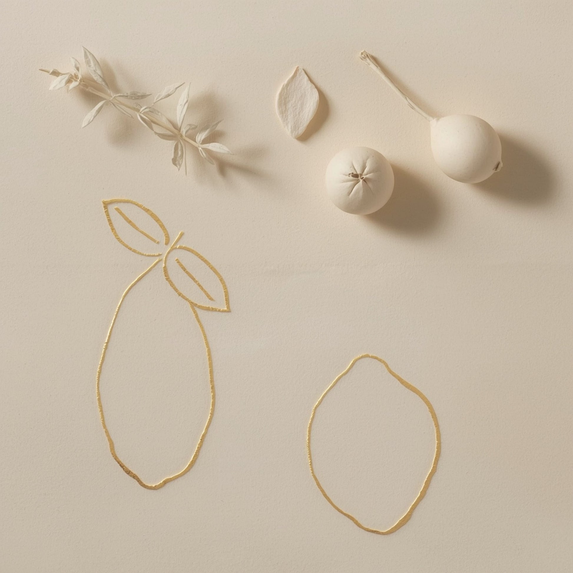 Minimalistisch gouden citrus lijn canvas schilderij met citroen en blad contouren in fijne gouden lijnen op beige achtergrond — keuken wanddecoratie

